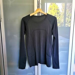 LULULEMON LONG SLEEVE